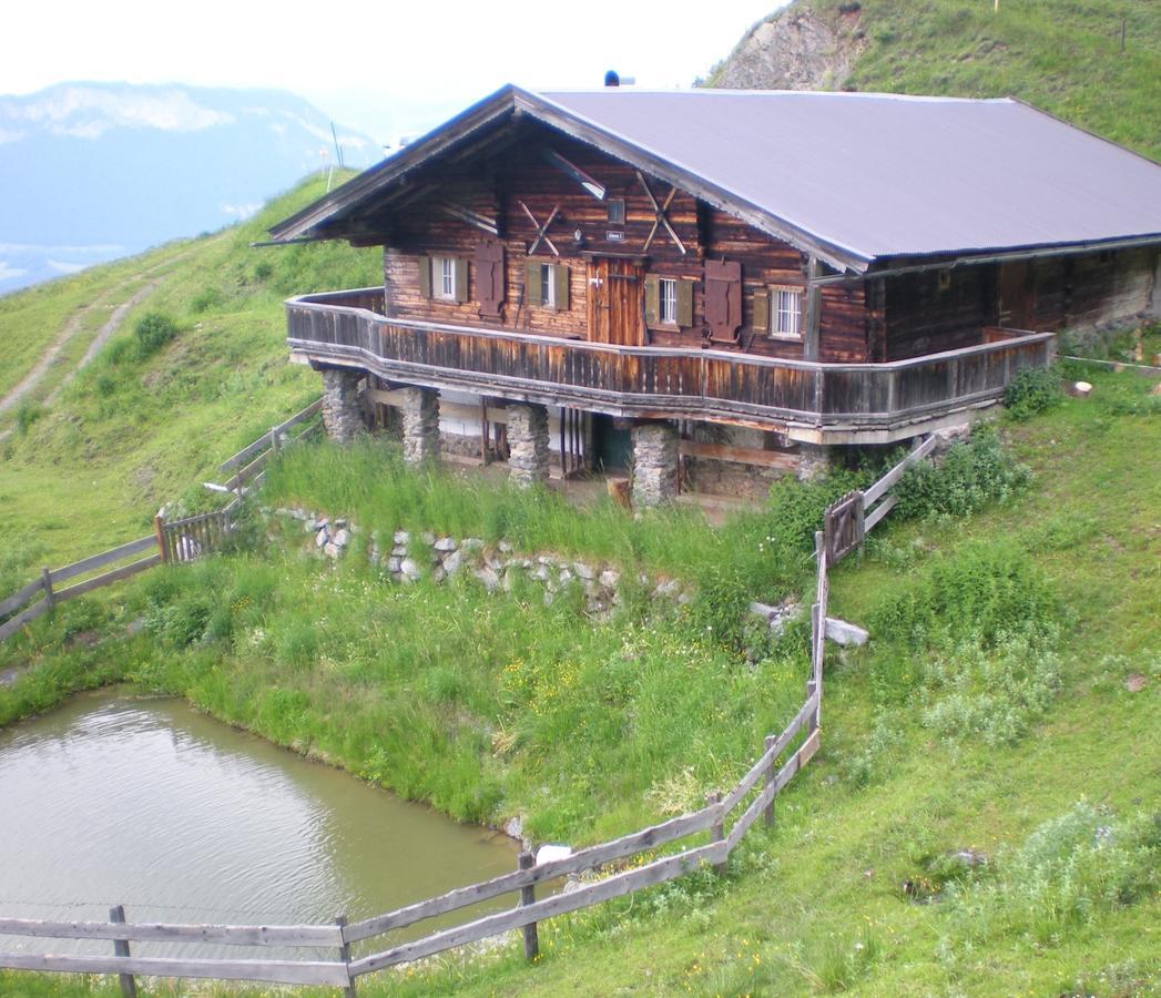 Kaiserhotel Neuwirt Oberndorf in Tirol Exterior photo